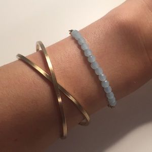 Blue beaded bracelet